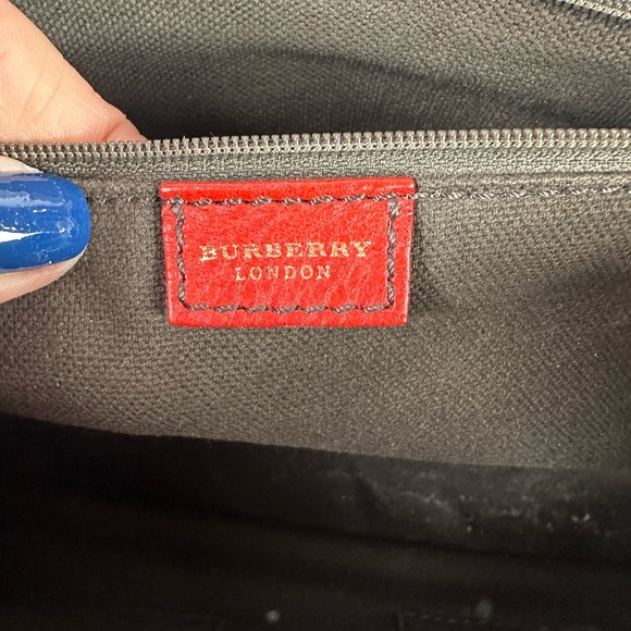 Burberry Red Leather Shoulder Bag - Picture 15 of 16